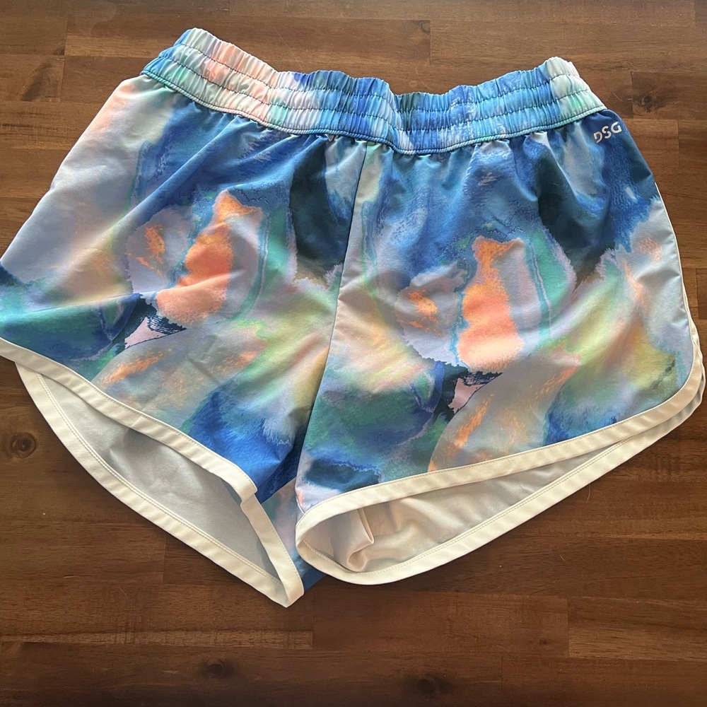 DSG dolphin hem rainbow running shorts